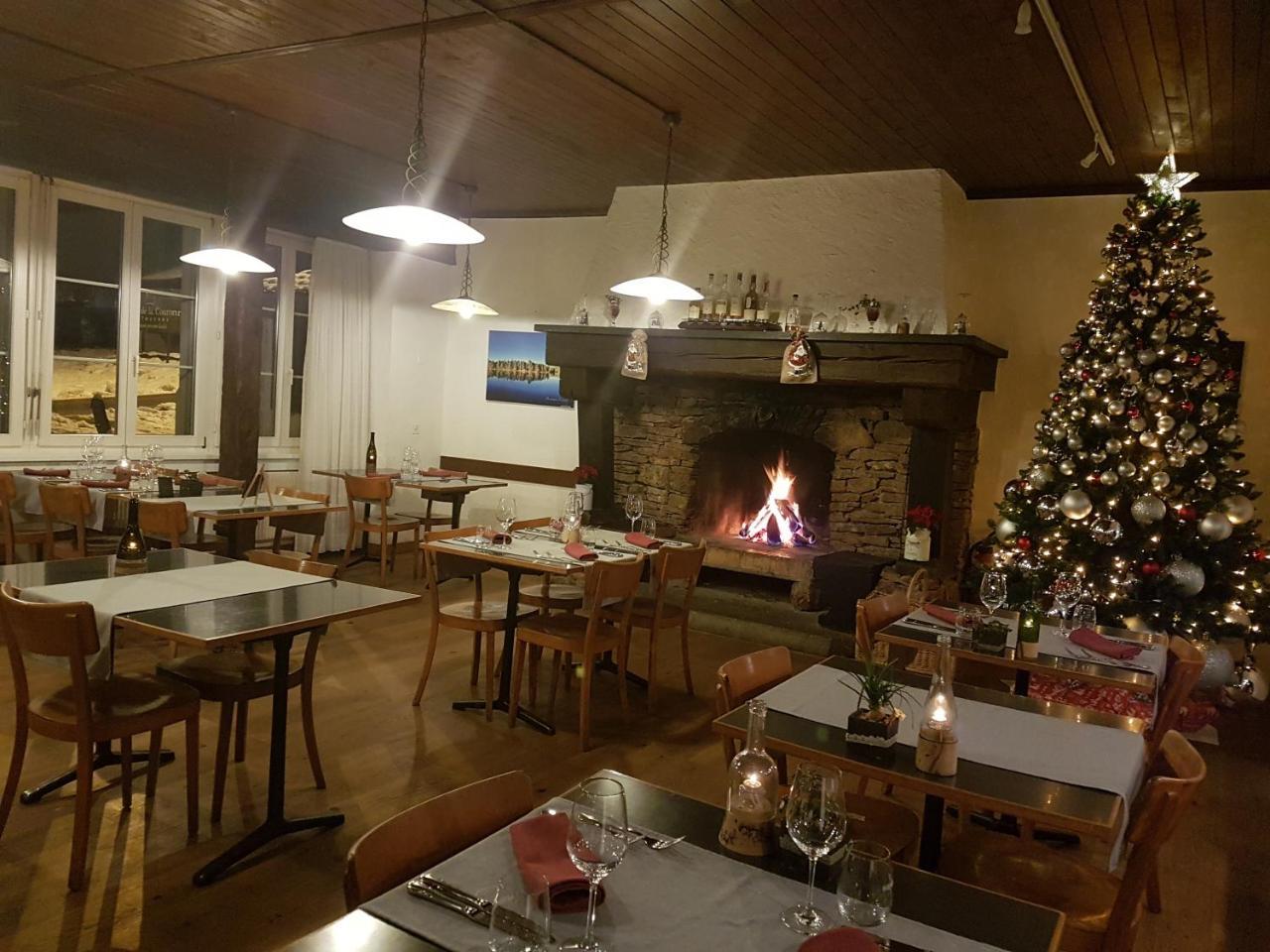 Auberge De La Couronne Saignelégier Dış mekan fotoğraf